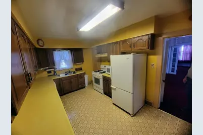 111 Carimona Street W, Wykoff, MN 55990 - Photo 6