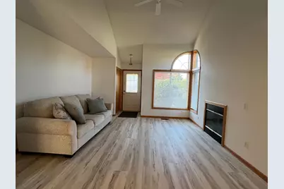 7298 Lea Court N, Lino Lakes, MN 55014 - Photo 4