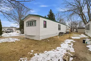 8010 Edgewood Dr NE, Ham Lake, MN 55304 - Photo 20