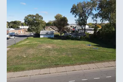 370 Atwater Street W, Saint Paul, MN 55117 - Photo 2