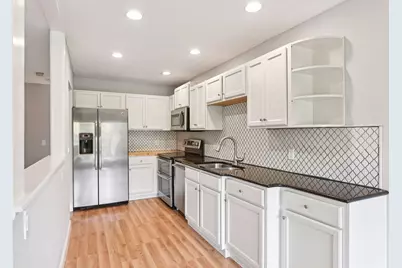 11339 Vessey Circle, Bloomington, MN 55437 - Photo 10