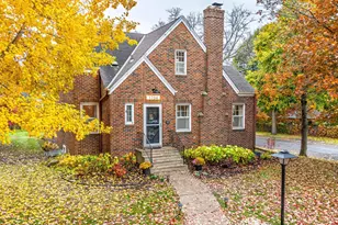 1756 Eleanor Ave, Saint Paul, MN 55116 - Photo 1