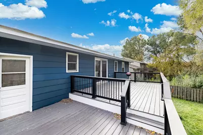 3101 McKnight Road N, Maplewood, MN 55109 - Photo 16