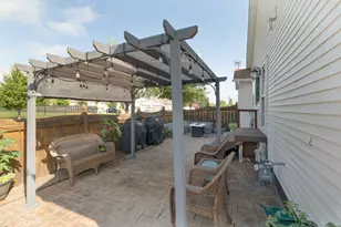 1105 37th Ave S, Moorhead, MN 56560 - Photo 8