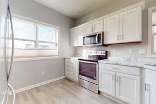 802 Escalade Ln SE, Owatonna, MN 55060 - Photo 10