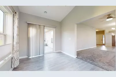 802 Escalade Lane SE, Owatonna, MN 55060 - Photo 12