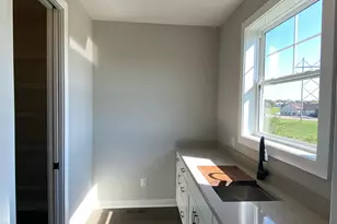 6525 Timber Arch Dr, Chaska, MN 55318 - Photo 6