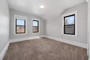 1048 Marshall Ave, Saint Paul, MN 55104 - Photo 24