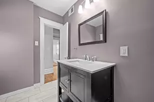 1048 Marshall Ave, Saint Paul, MN 55104 - Photo 38