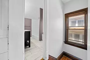 1048 Marshall Ave, Saint Paul, MN 55104 - Photo 34