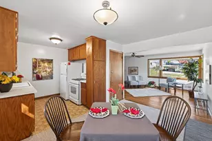 1377 Clarence St, Saint Paul, MN 55106 - Photo 8