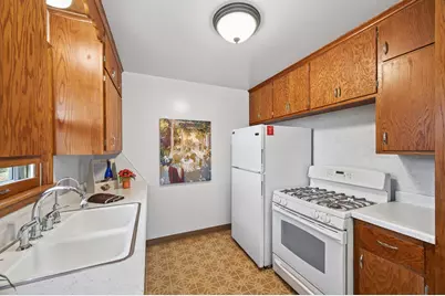 1377 Clarence Street, Saint Paul, MN 55106 - Photo 10