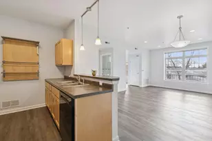 2803 E 38th St, Minneapolis, MN 55406 - Photo 4