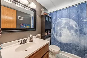 300 7th St SW, Plainview, MN 55964 - Photo 30