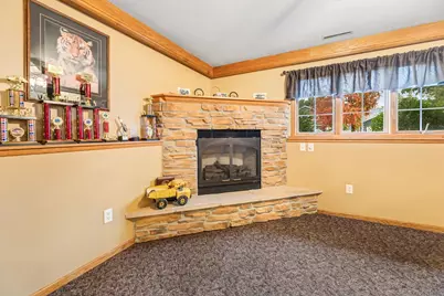 300 7th Street SW, Plainview, MN 55964 - Photo 24