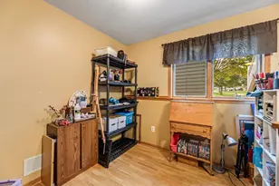 300 7th St SW, Plainview, MN 55964 - Photo 28