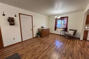 703 Bristol St, Worthington, MN 56187 - Photo 6