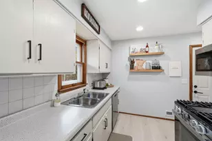 422 Mill St E, Cannon Falls, MN 55009 - Photo 20