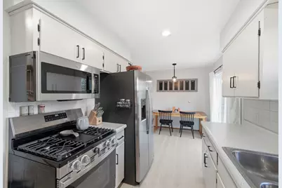 422 Mill Street E, Cannon Falls, MN 55009 - Photo 22