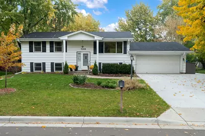 7148 Victoria Road, Woodbury, MN 55125 - Photo 1