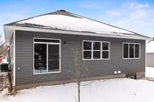 7739 Adler Trl, Inver Grove Heights, MN 55077 - Photo 2