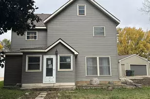 406 4th St, Rushmore, MN 56168 - Photo 1