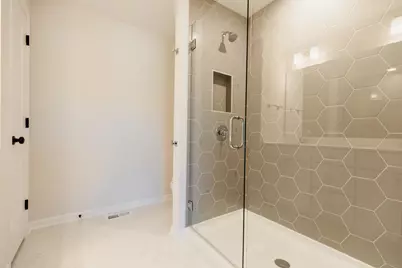 10226 Arrowwood Path, Woodbury, MN 55129 - Photo 56