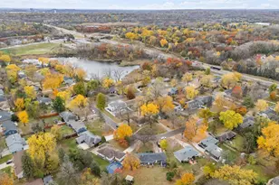 9227 W 22nd Ln, Saint Louis Park, MN 55426 - Photo 10
