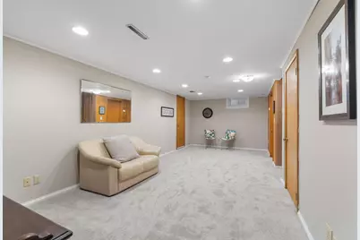 9227 W 22nd Lane, Saint Louis Park, MN 55426 - Photo 32