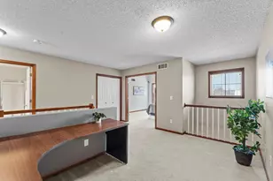 551 Stonewood Ln, Burnsville, MN 55306 - Photo 24