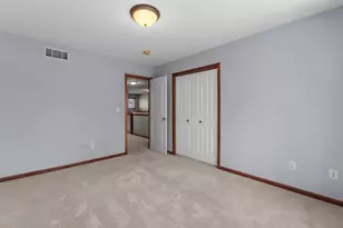 551 Stonewood Ln, Burnsville, MN 55306 - Photo 32