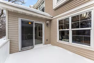 551 Stonewood Ln, Burnsville, MN 55306 - Photo 18