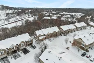 551 Stonewood Ln, Burnsville, MN 55306 - Photo 46