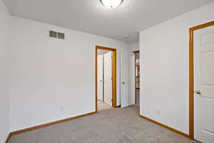 100 Park St, Elko New Market, MN 55054 - Photo 20