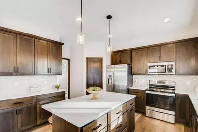 436 Mario Drive, Vadnais Heights, MN 55127 - Photo 8