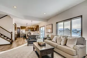 436 Mario Dr, Vadnais Heights, MN 55127 - Photo 4