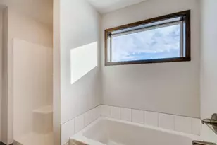 436 Mario Dr, Vadnais Heights, MN 55127 - Photo 20