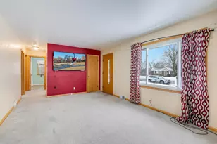 2231 Maryland Ave E, Saint Paul, MN 55119 - Photo 4