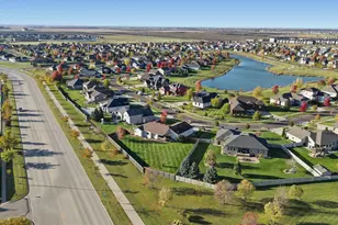 4704 Woodhaven St S, Fargo, ND 58104 - Photo 42