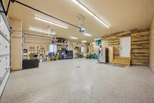 4704 Woodhaven St S, Fargo, ND 58104 - Photo 32