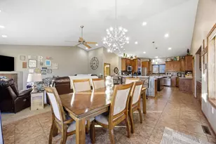 4704 Woodhaven St S, Fargo, ND 58104 - Photo 8