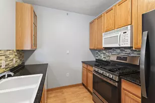 820 Emerald St, Saint Paul, MN 55114 - Photo 16