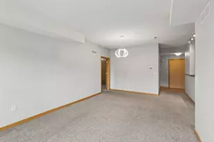 820 Emerald St, Saint Paul, MN 55114 - Photo 14