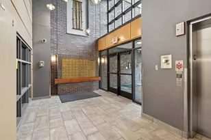 820 Emerald St, Saint Paul, MN 55114 - Photo 8