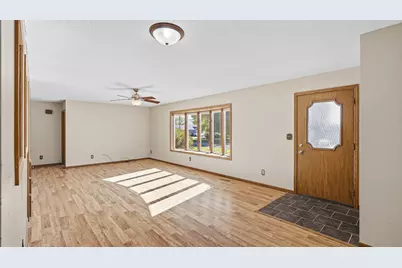 309 E Iowa Street, Elmore, MN 56027 - Photo 8