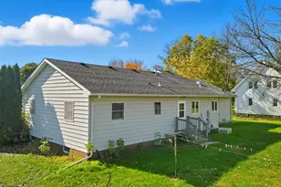 309 E Iowa St, Elmore, MN 56027 - Photo 4