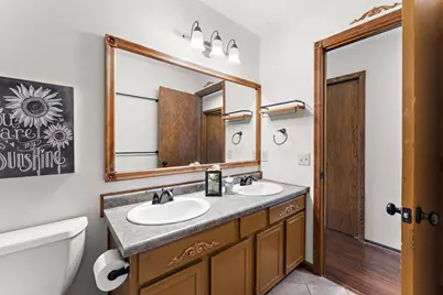 6816 Stratford Court, Woodbury, MN 55125 - Photo 16