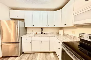 1415 Lake St, Alexandria, MN 56308 - Photo 2
