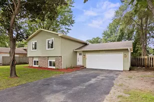 11341 Louisiana Ave N, Champlin, MN 55316 - Photo 2