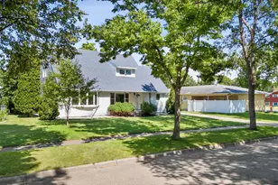 1418 21st Ave S, Moorhead, MN 56560 - Photo 4